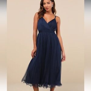 NWT Lulu's Exemplary Aura Navy Tulle Surplice Midi Dress